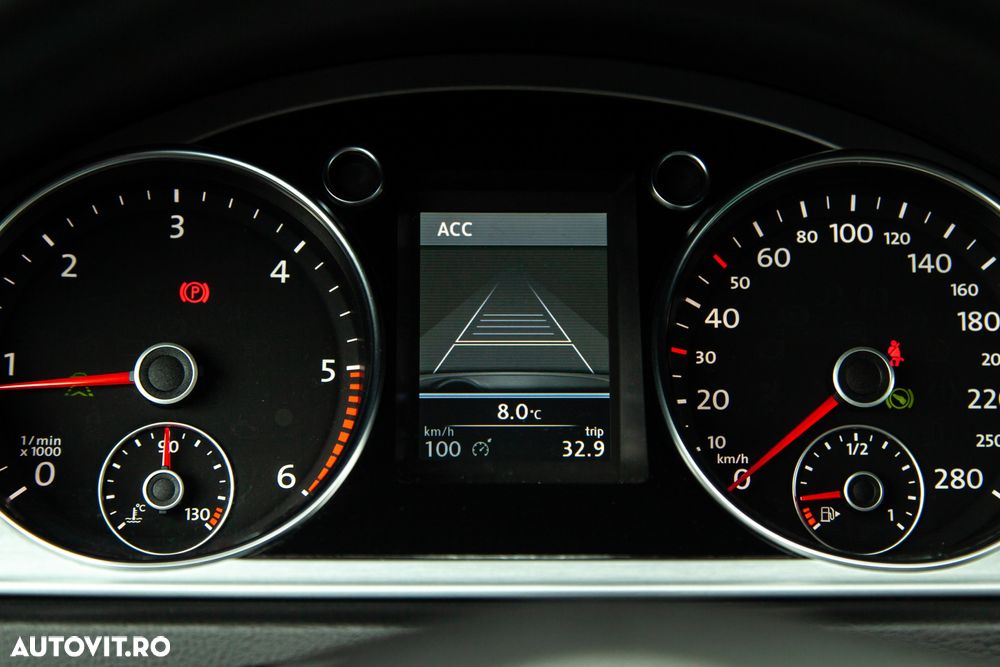 Volkswagen Passat CC 2.0 TDI BlueMotion Technology DSG - 24