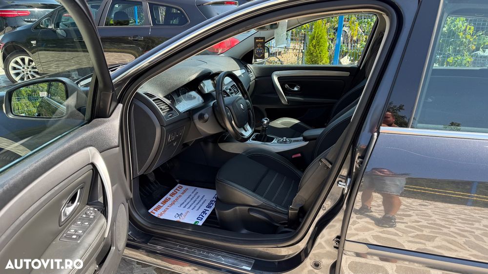 Renault Laguna dCi 150 FAP Start-Stop Paris Business - 5
