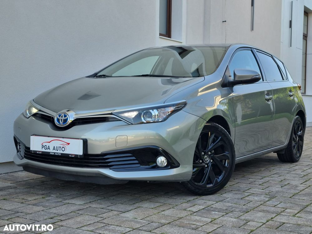 Toyota Auris 1.8 L VVT-i Sol + - 1