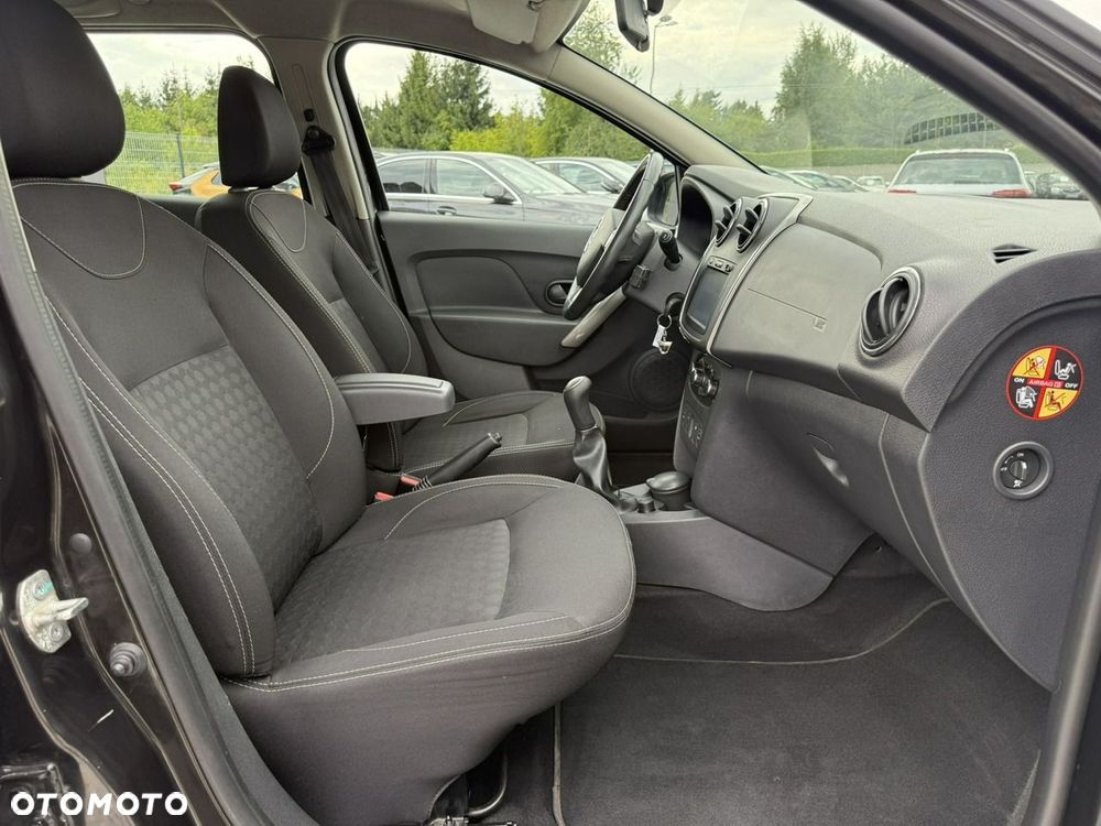 Dacia Logan 1.5 dCi Black Line - 15