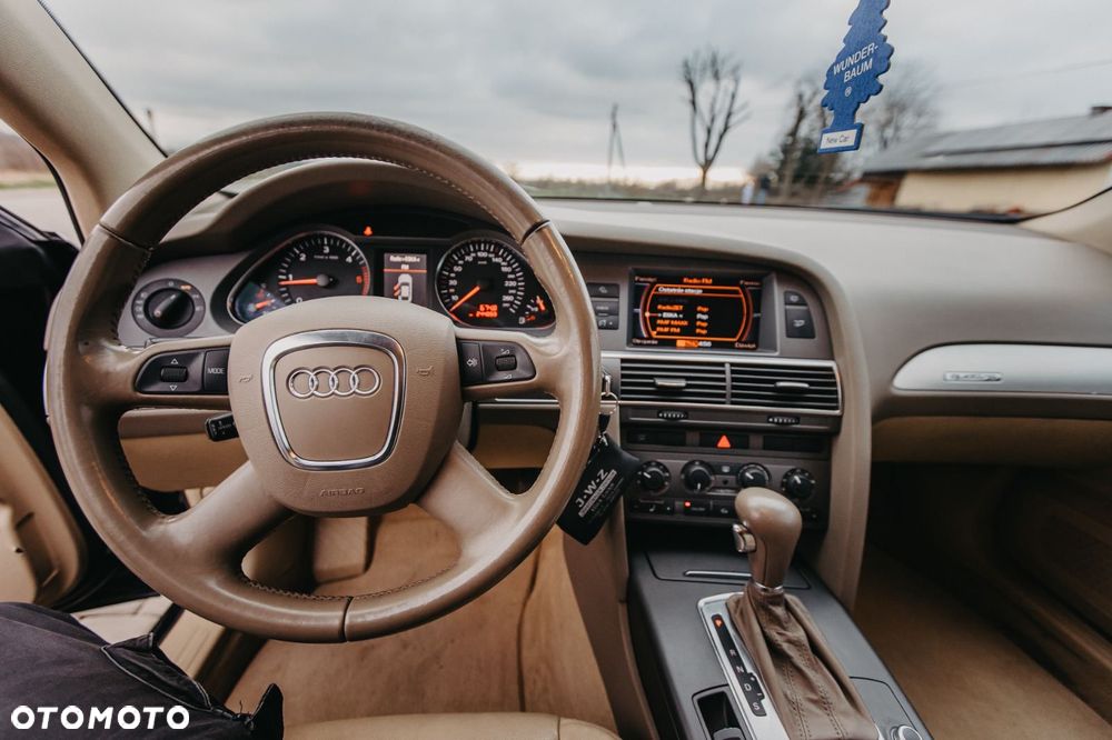 Audi A6 Avant - 17