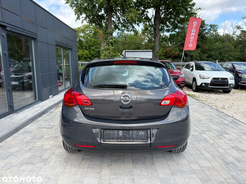 Opel Astra 1.4 Essentia - 5