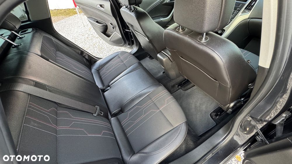 Opel Astra 1.6 Turbo Edition Sport - 33