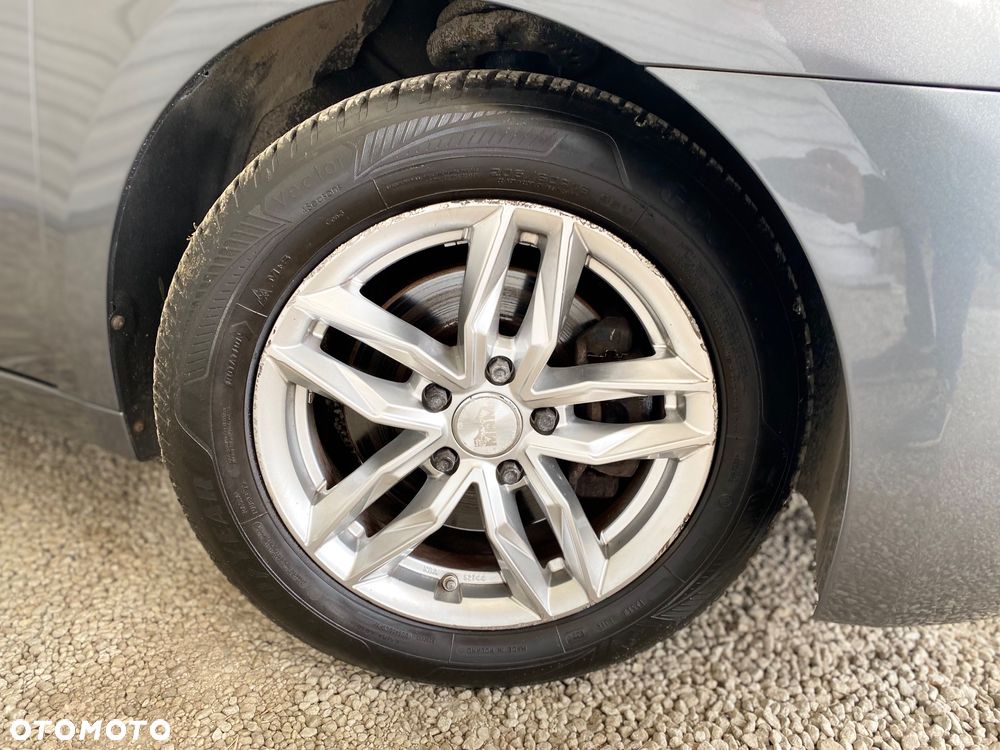 Hyundai i40 Kombi blue 1.6 Trend - 20