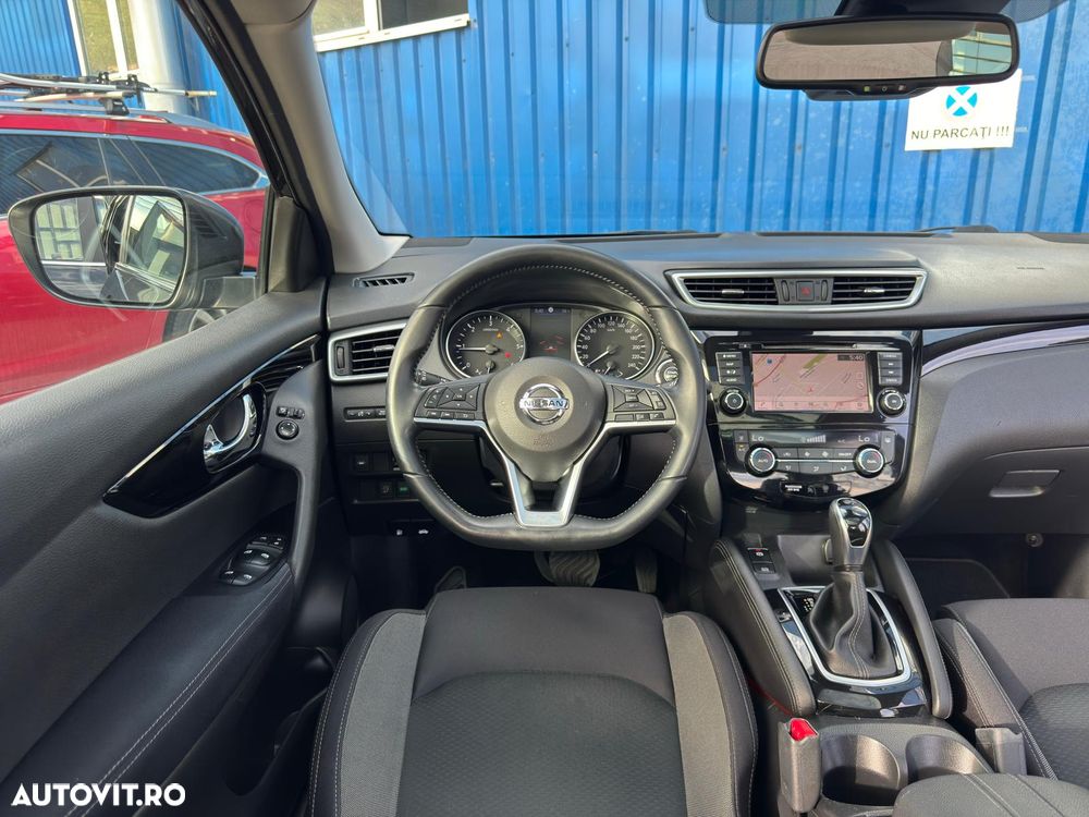 Nissan Qashqai 1.5 DCI DCT TEKNA - 6