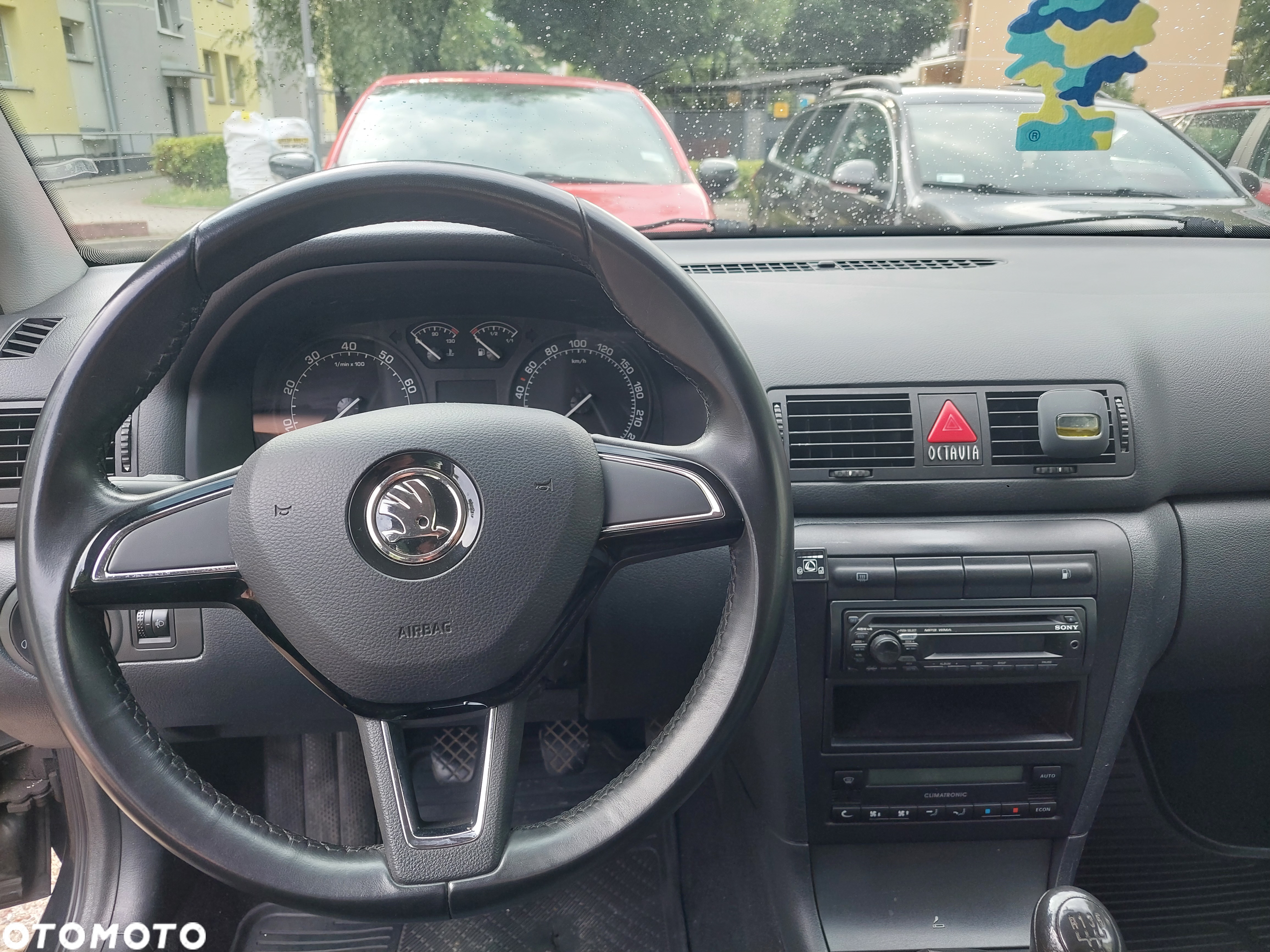 Skoda Octavia 1.6 Classic - 13
