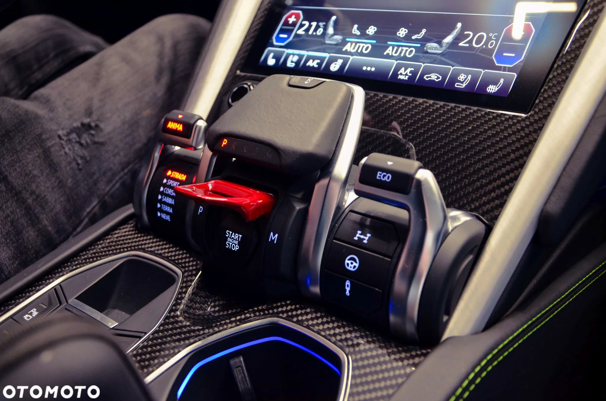 Lamborghini Urus - 31