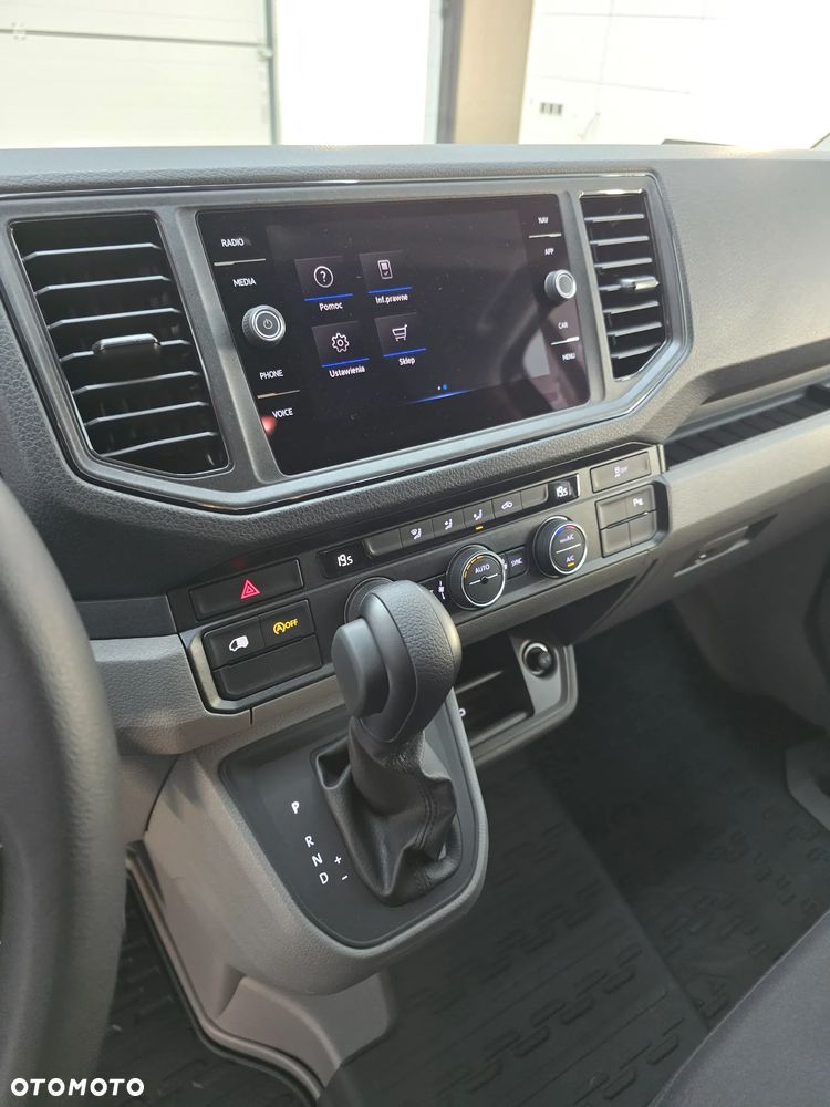 Volkswagen CRAFTER 4 MOTION AUTOMAT-8 Bie TDI 177KM Długi 7-OSOBOWY BOGATA OPCJA WYPOSAŻENIA NAVI KAMERA COFANIA FUL LED LAKIER METALIZOWANY FOTEL KIEROWCY PNEŁMATYCZNY Z MASAZEM SALON PL STAN NOWY NOWY NOWY - 25