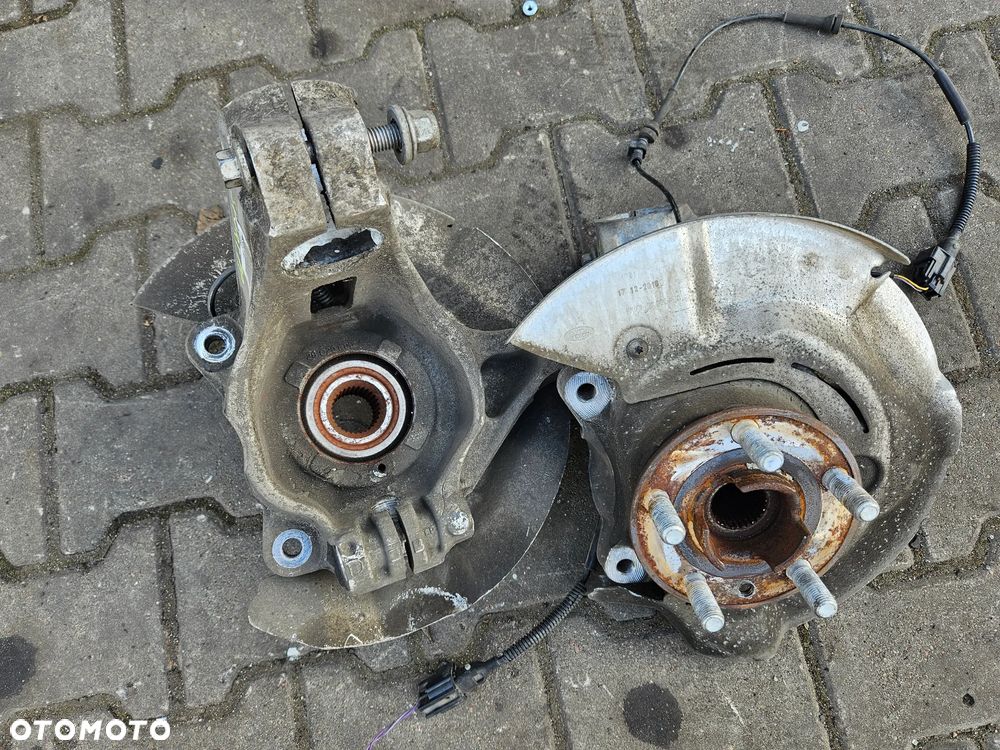 Land Rover Discovery Sport L550 zwrotnica piasta przód przednia prawa - 2