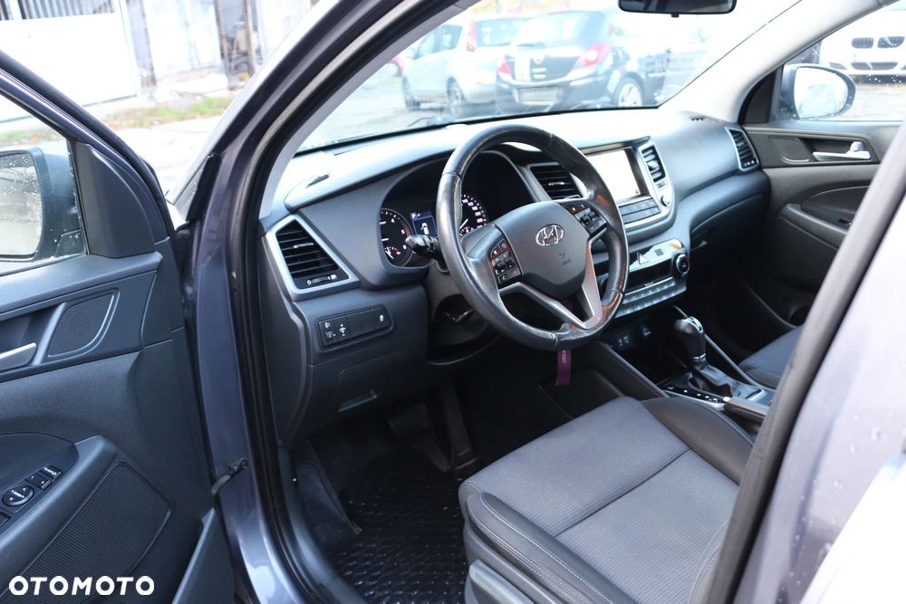 Hyundai Tucson blue 1.7 CRDi 2WD DCT Style - 12