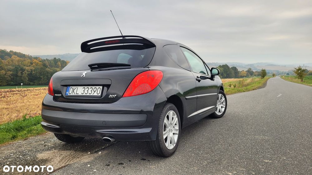 Peugeot 207 2009 photo 4