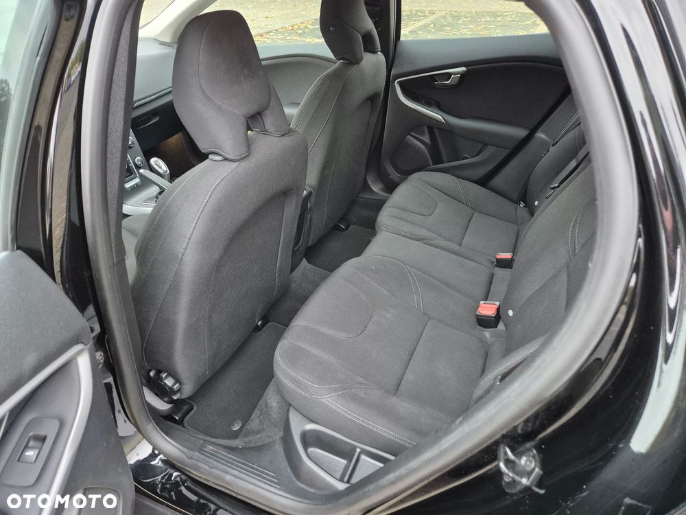 Volvo V40 Cross Country D2 Kinetic - 24