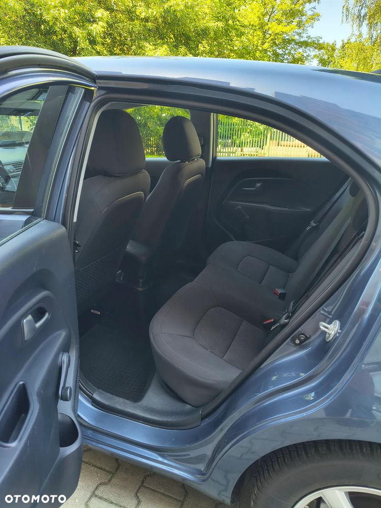 Kia Rio 1.2 M - 14