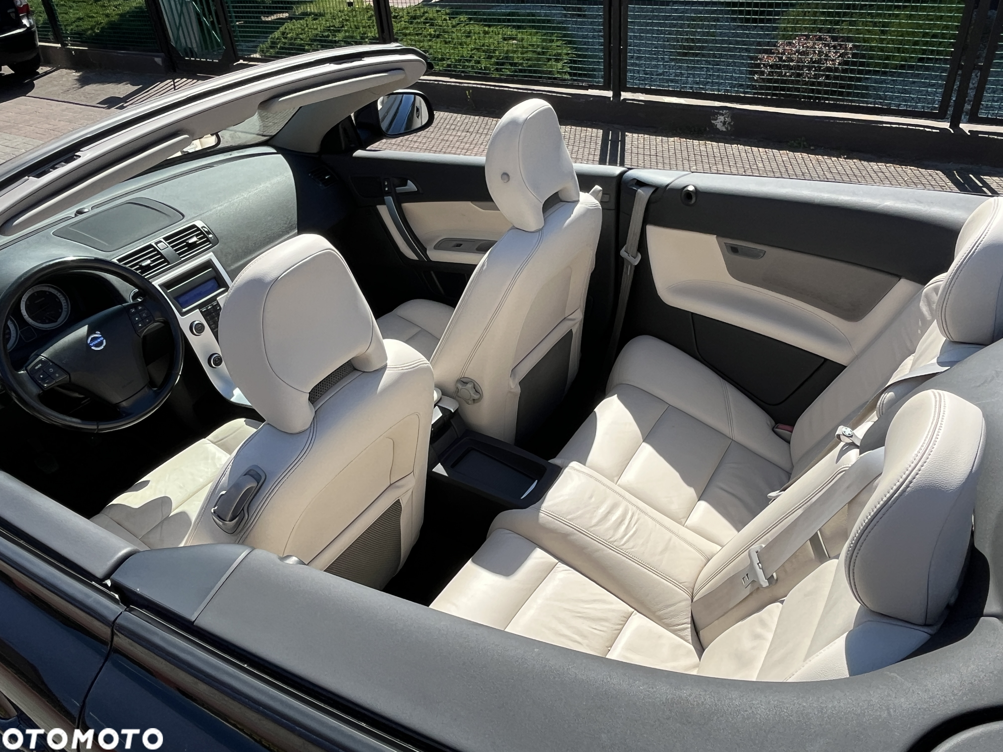 Volvo C70 D3 Momentum - 11