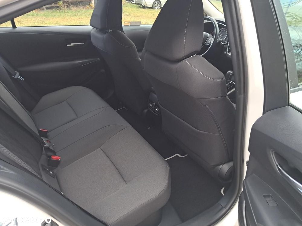 Toyota Corolla 1.8 Hybrid Comfort - 14