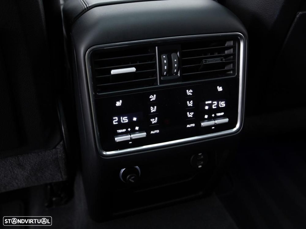 Porsche Cayenne S E-Hybrid - 32