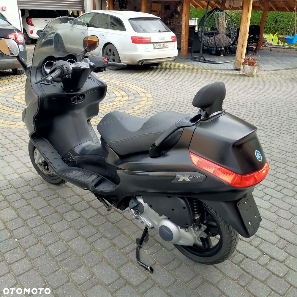 Piaggio Xevo - 5