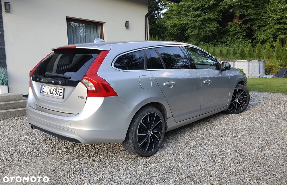 Volvo V60 D2 - 10