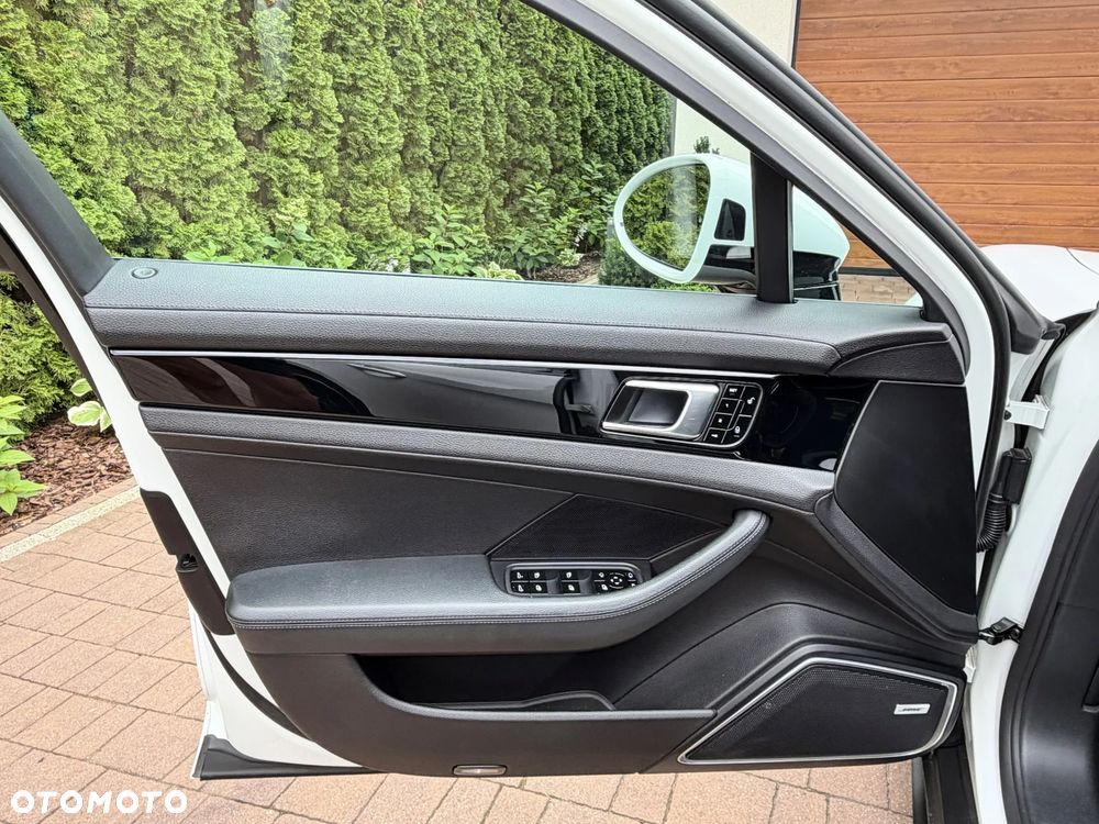 Porsche Panamera - 10