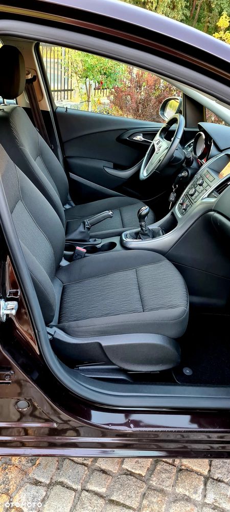 Opel Astra 1.6 Cosmo - 25