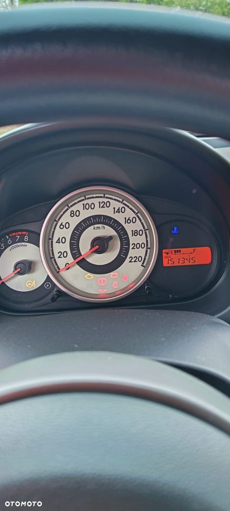 Mazda 2 - 10
