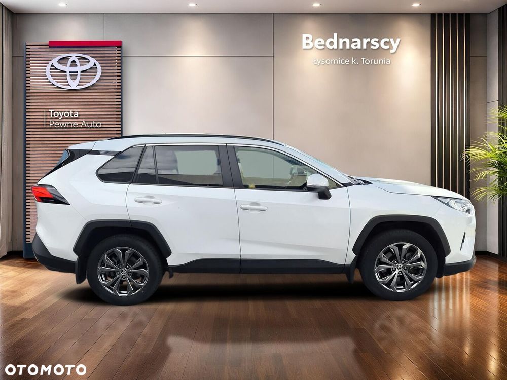 Toyota RAV4 - 7