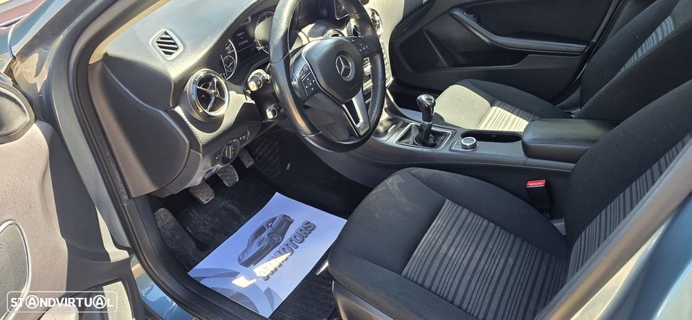 Mercedes-Benz A 180 CDI BlueEFFICIENCY Edition - 6