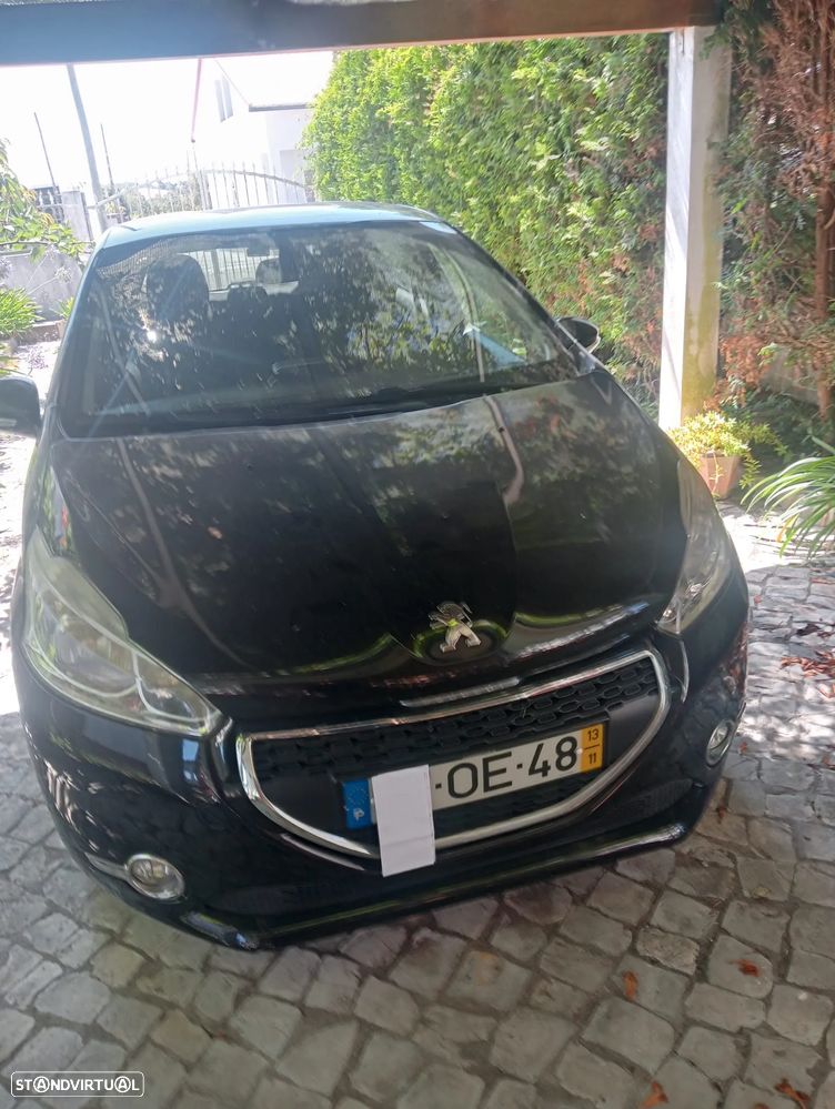 Peugeot 208 1.4 HDi - 1