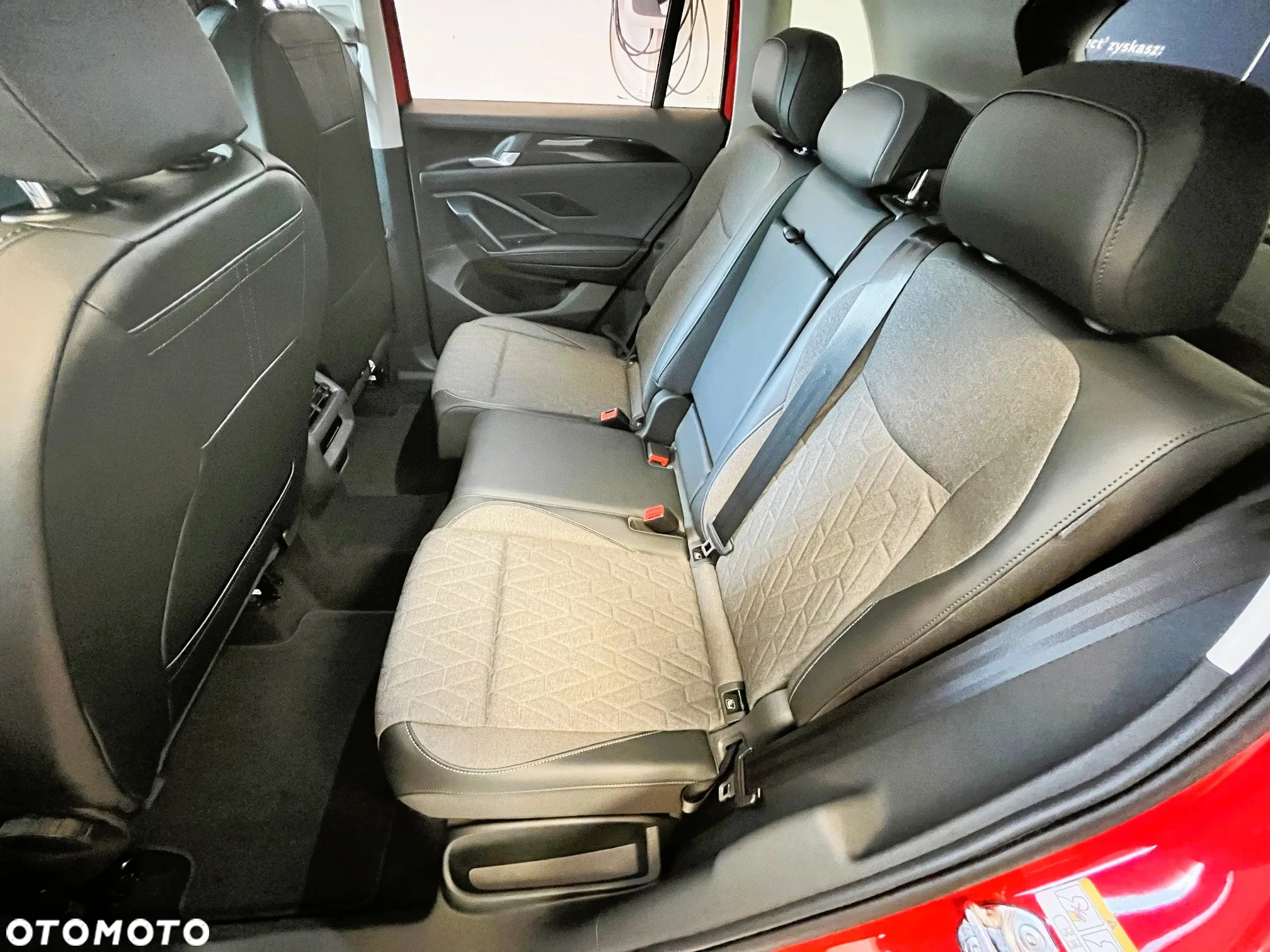 Volkswagen Tiguan - 8