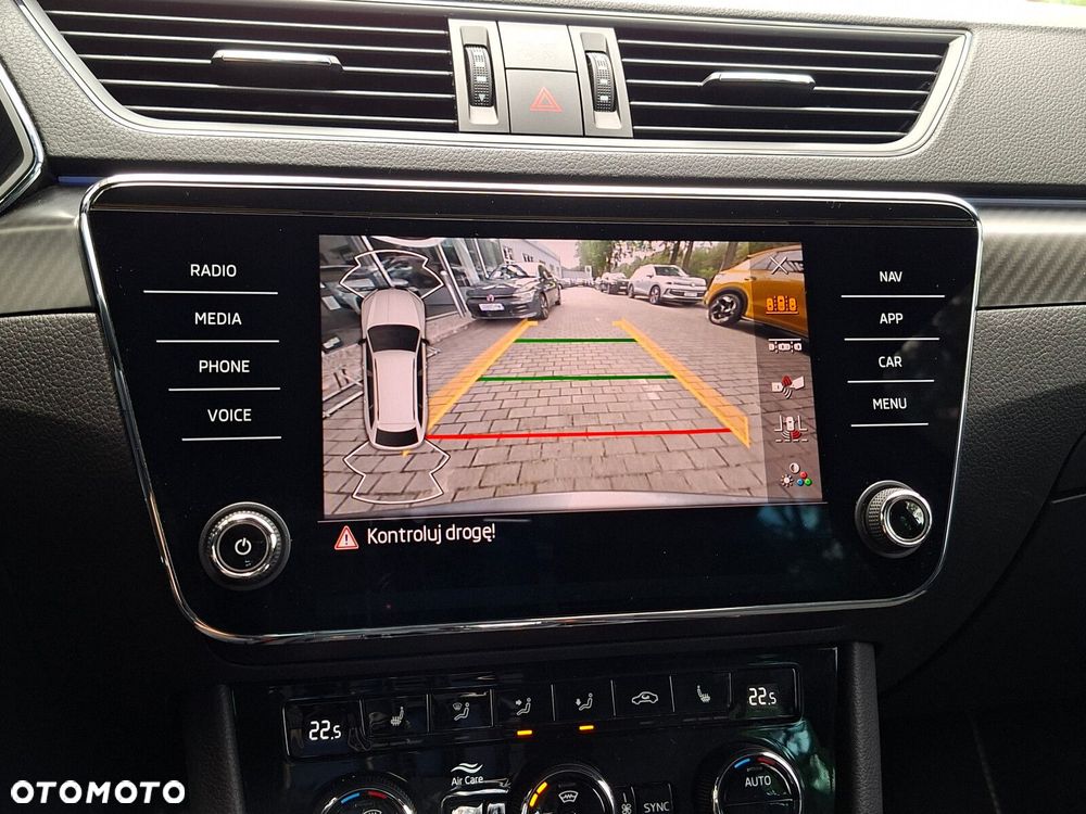 Skoda Superb 2.0 TDI SCR 4x4 Sportline DSG - 38