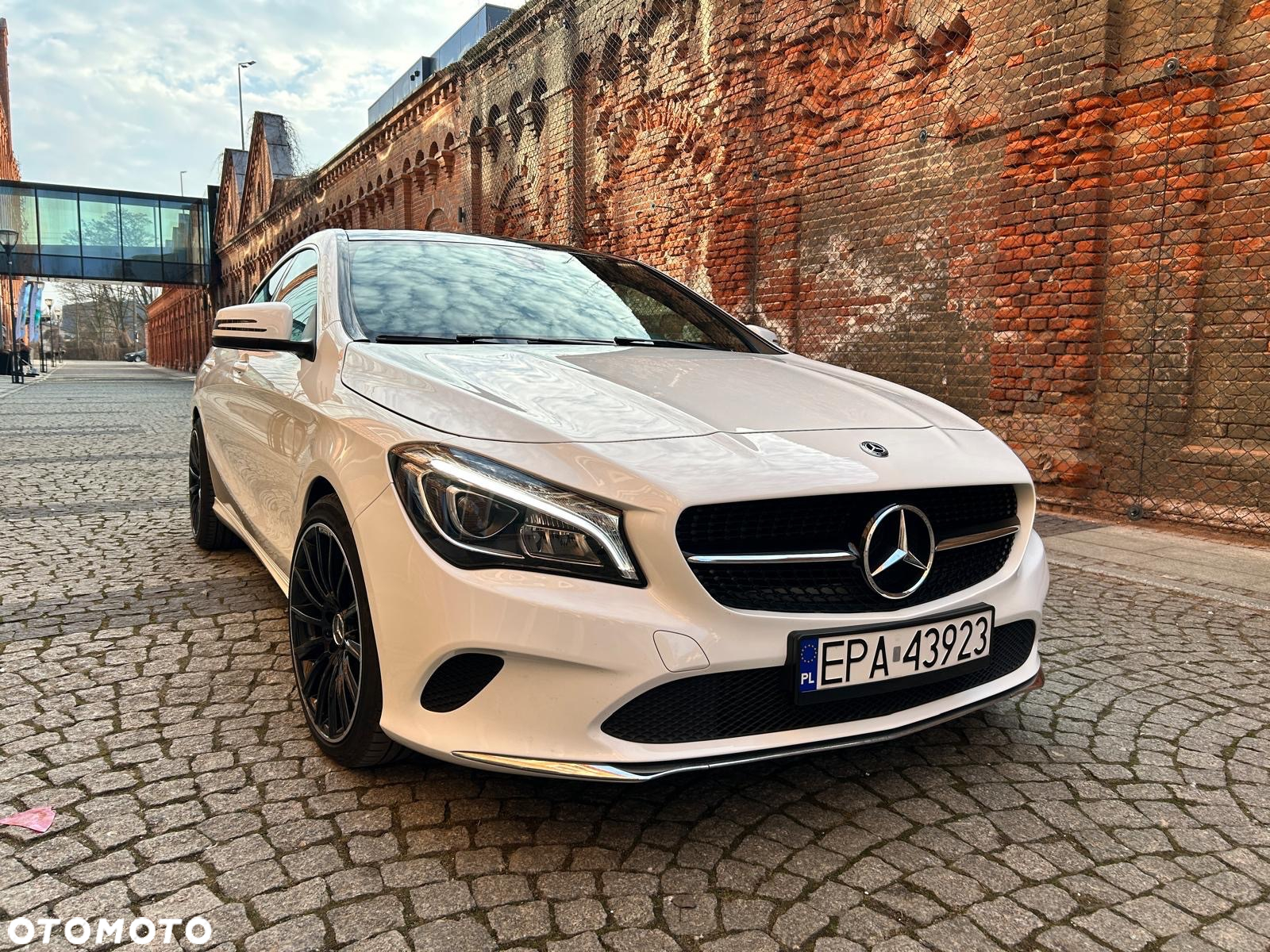 Mercedes-Benz CLA 250 4-Matic - 14