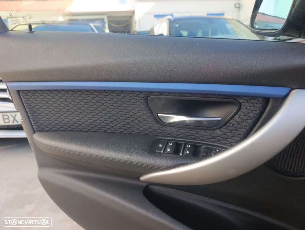 BMW 318 d Auto Pack M - 25