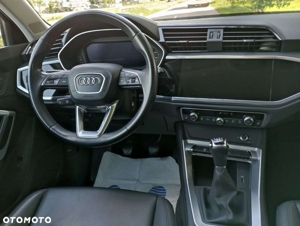 Audi Q3 35 TFSI - 35