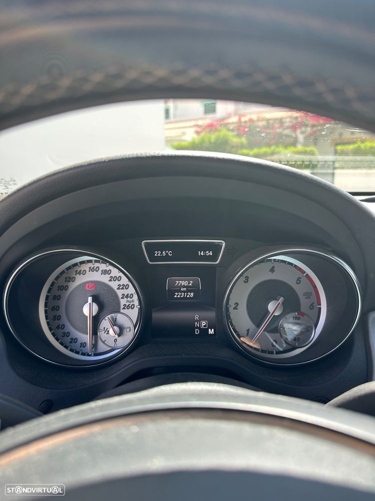 Mercedes-Benz CLA 200 (CDI) d 7G-DCT - 12