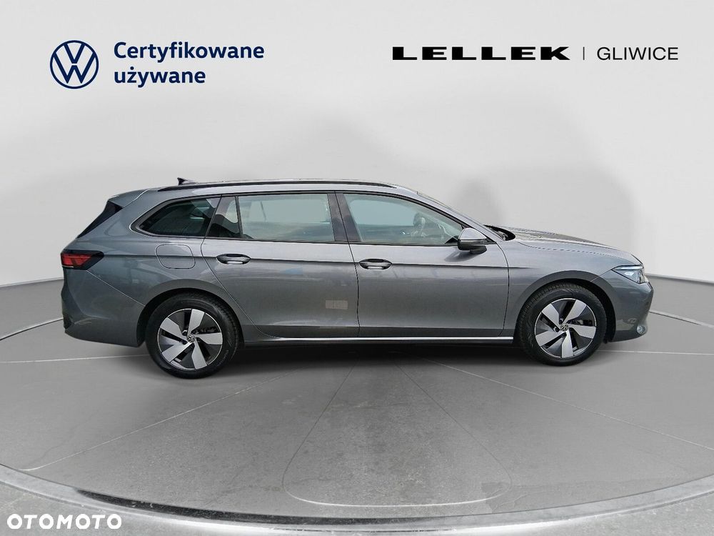 Volkswagen Passat - 5