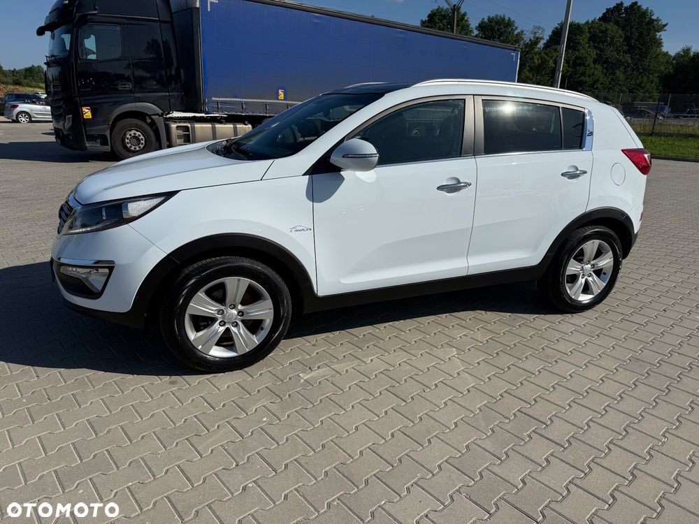 Kia Sportage 1.7 CRDI 2WD ISG Dream-Team Edition - 5