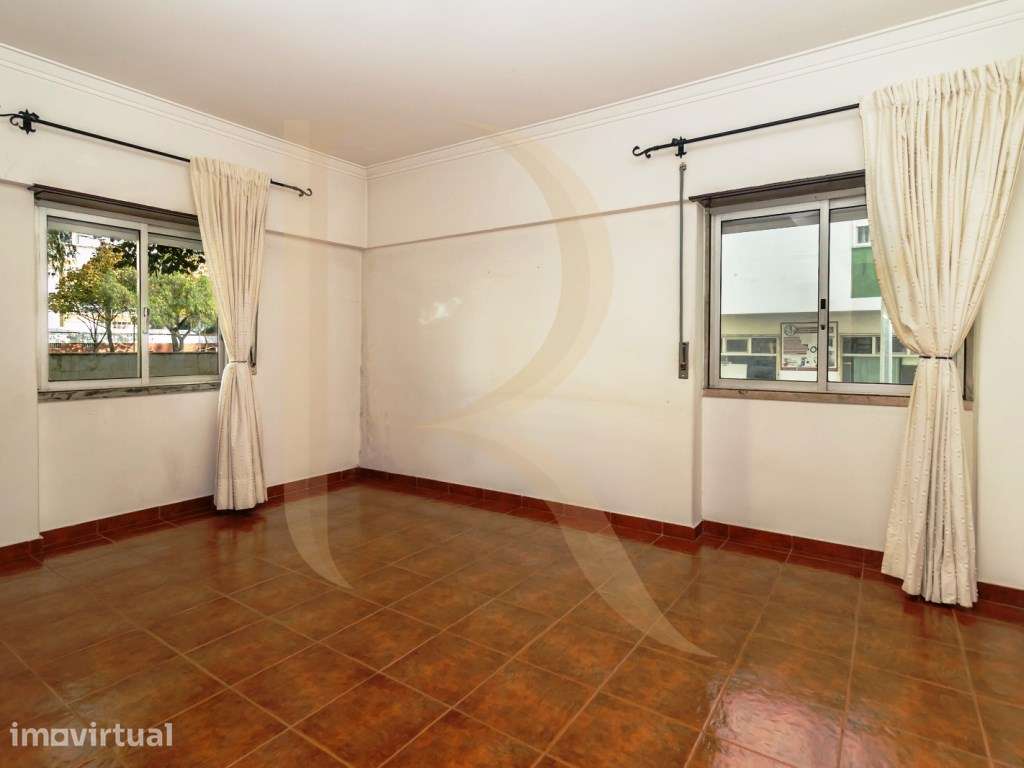 Apartamento T2 na Torre da Marinha - Grande imagem: 4/13
