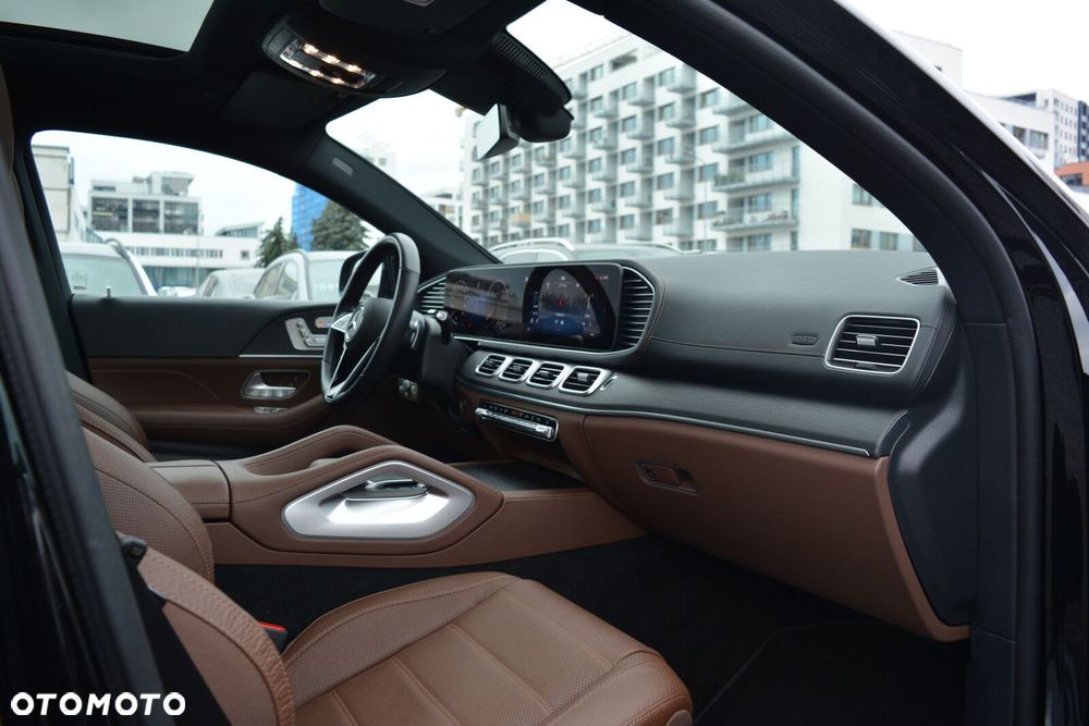 Mercedes-Benz GLE - 26