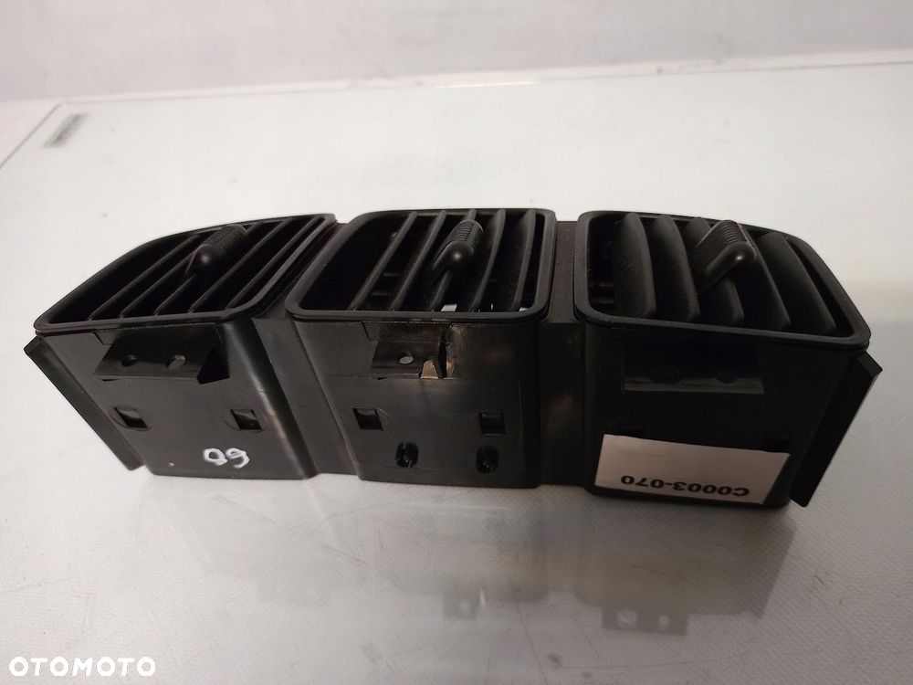 kratka nawiewu środkowa prawa chrysler voyager iv - 1