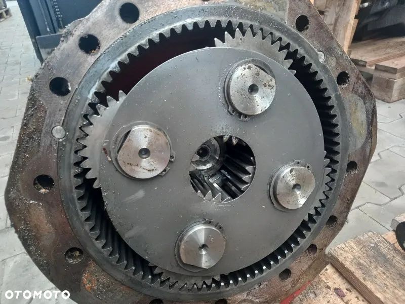 Zwolnica układ planetarny obudowa piasta Case MX110 - 3