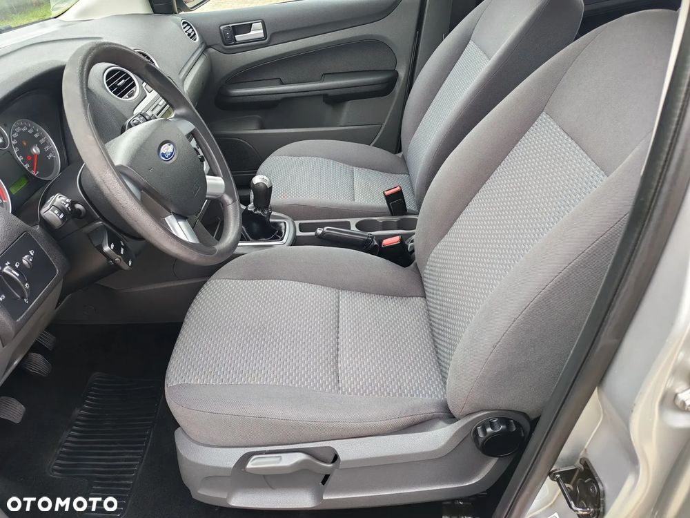 Ford Focus - 15