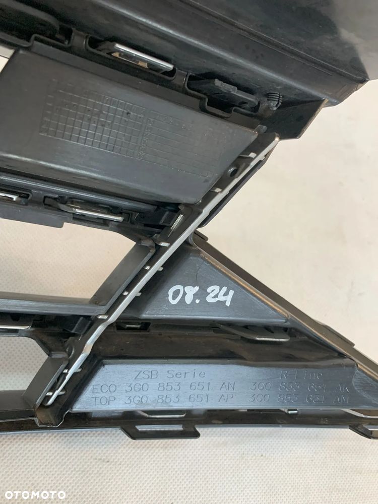 Volkswagen Passat B8 FL 19r Atrapa grill Lift 2019 - 3