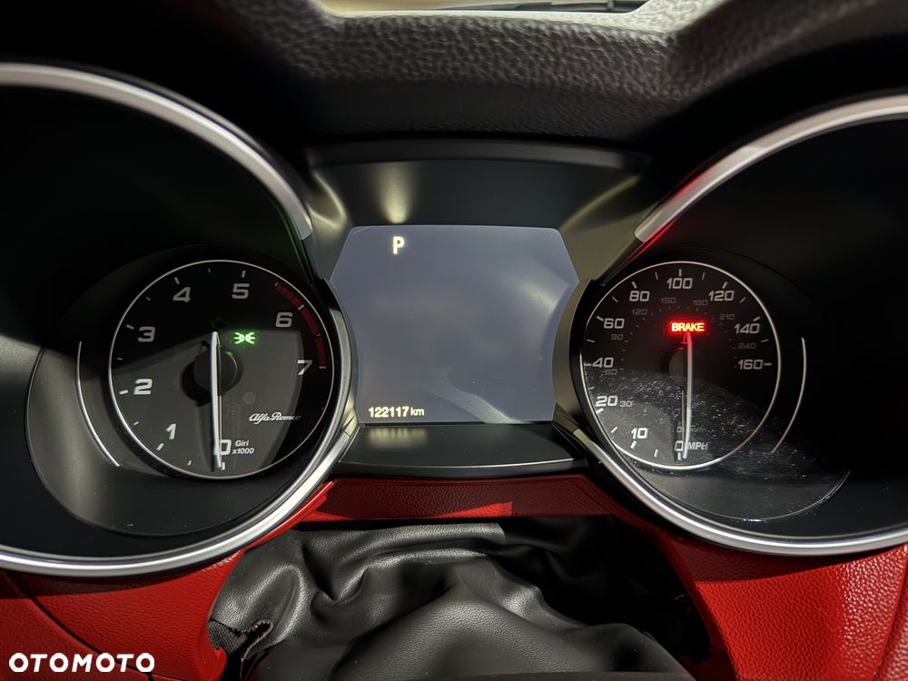 Alfa Romeo Stelvio 2.0 Turbo 16V AT8-Q4 First Edition - 16