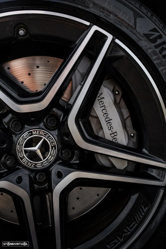 Mercedes-Benz E 300 de AMG Line - 17