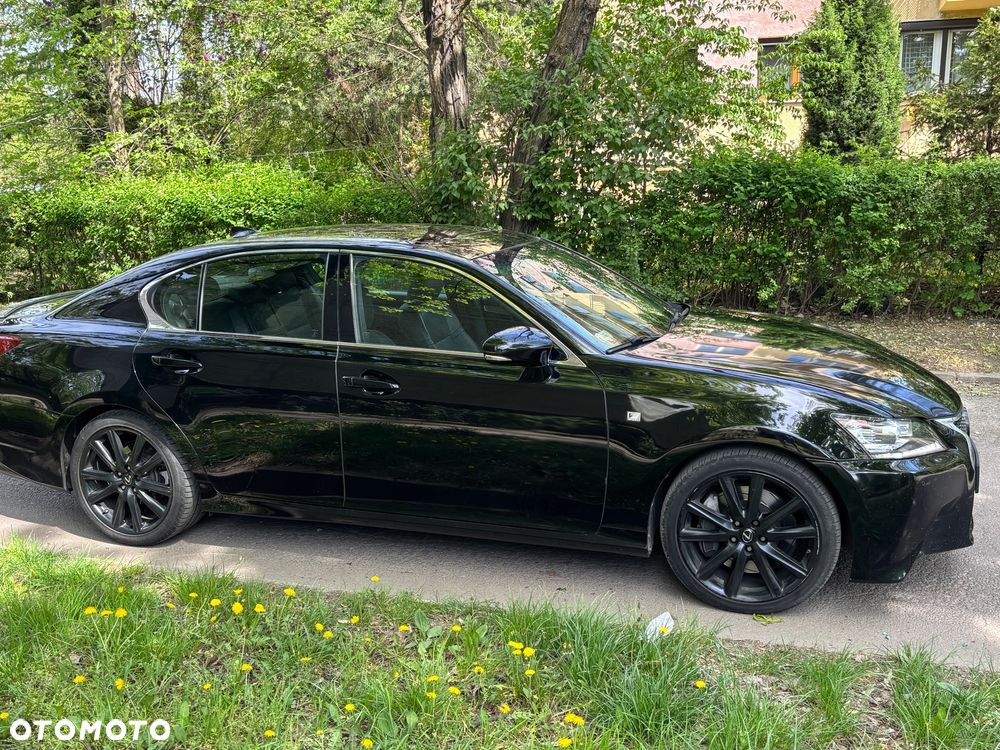 Lexus GS - 4