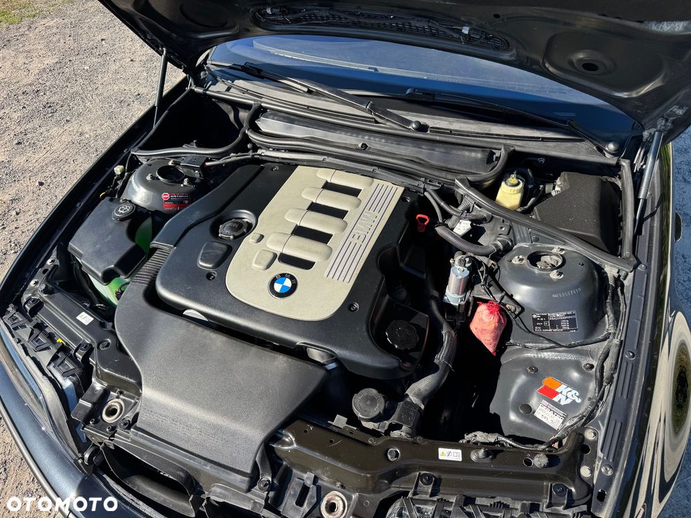 BMW Seria 3 330d Edition Sport - 31