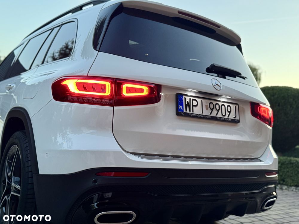 Mercedes-Benz GLB - 28