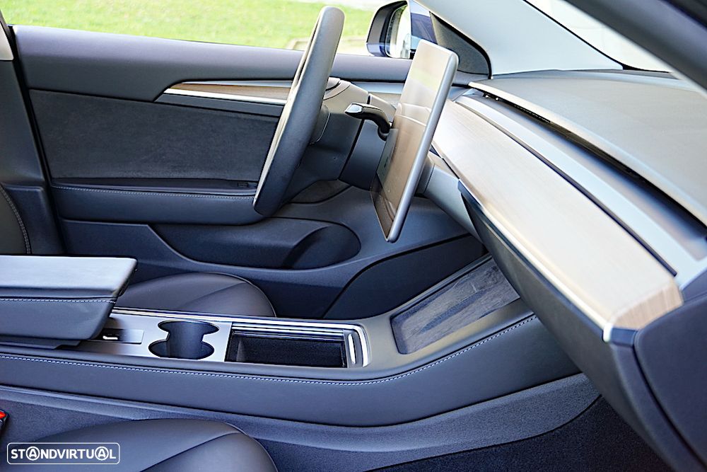 Tesla Model 3 Long Range Tração Integral - 24