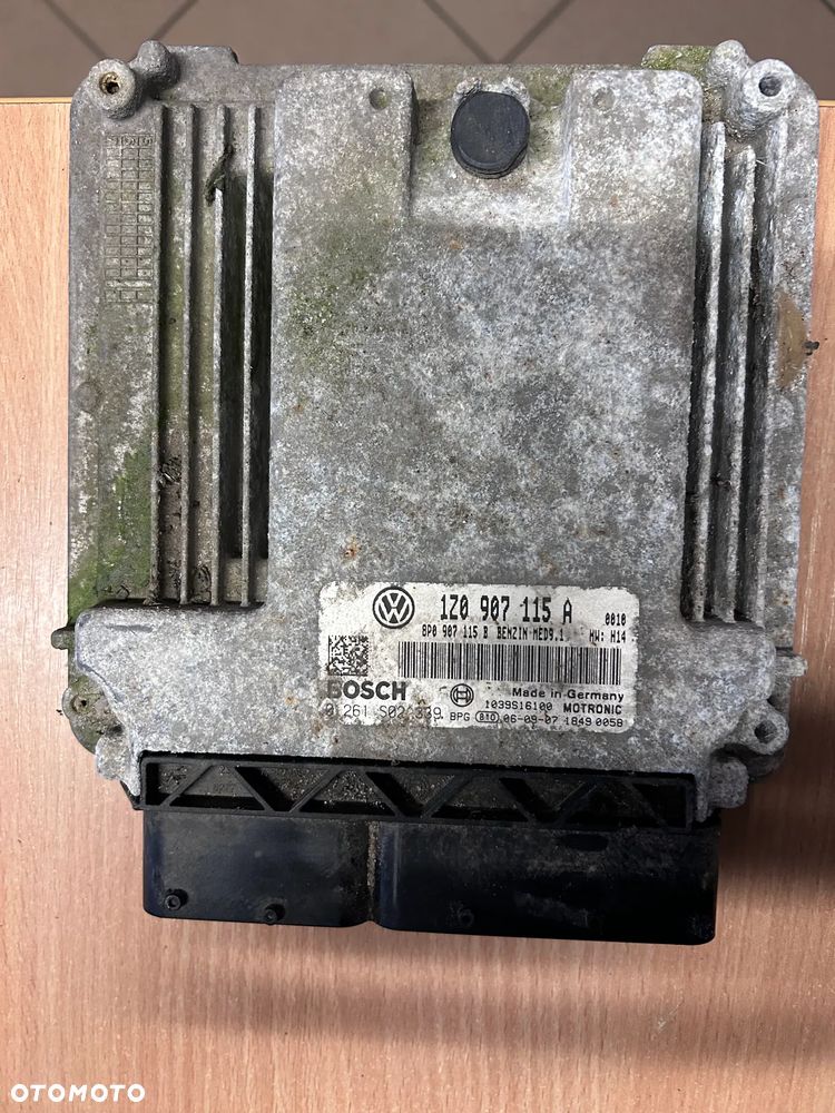 OCTAVIA 2 II RS 04r- 2.0 TFSI BWA KOMPUTER SILNIKA 1Z0907115A - 1