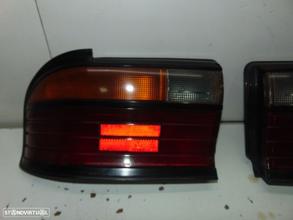Mitsubishi galant anos 80 farolins trás originais - 5